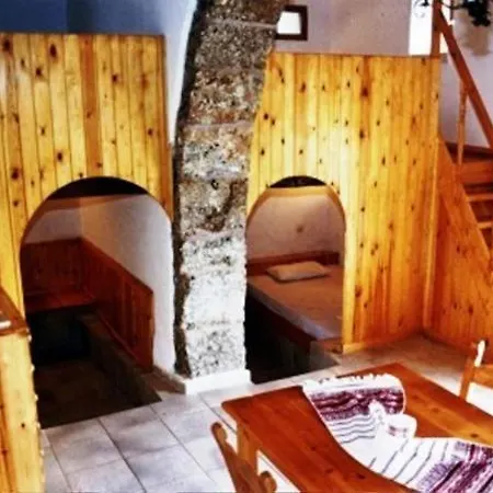 Patsianos Traditional House * Frangokastello